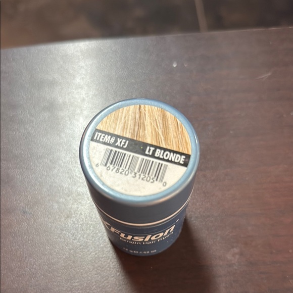 XFusion Keratin Hair Fibers in Light Blonde - Picture 2 of 2